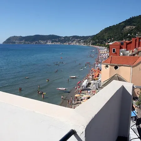 Hotel Milano Alassio